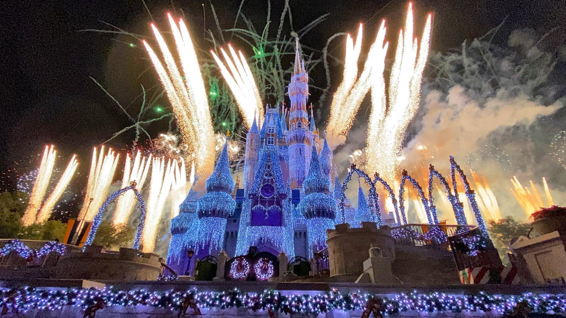 14 Best Places for Viewing Disney World Fireworks Outside the Parks Park Savers