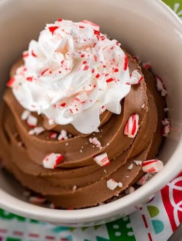 2023 EPCOT Festival of the Holidays Foodie Guide 235 Peppermint Sundae at Epcot Festival of the Holidays
