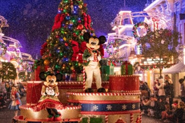 Mickey’s Very Merry Christmas Party Returns Nov. 8th to Magic Kingdom 109 Mickey and Minnie on parade float