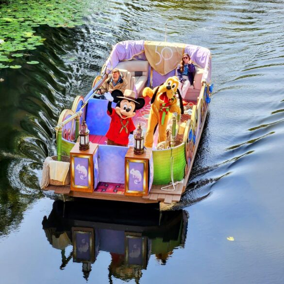 Walt Disney World Character Cavalcades, Motorcades, Flotillas & Cruises 234 Mickey and Pluto on a pontoon boat
