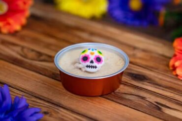 A Delicioso Foodie Guide for Plaza de la Familia at Disneyland Resort 49 svg%3E