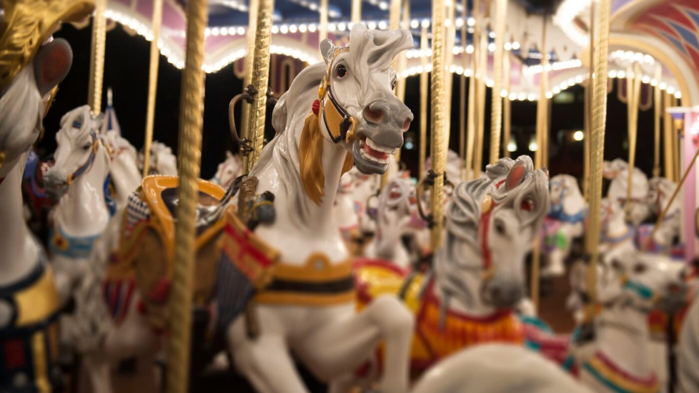 King Arthur Carrousel Ride Review - Park Savers
