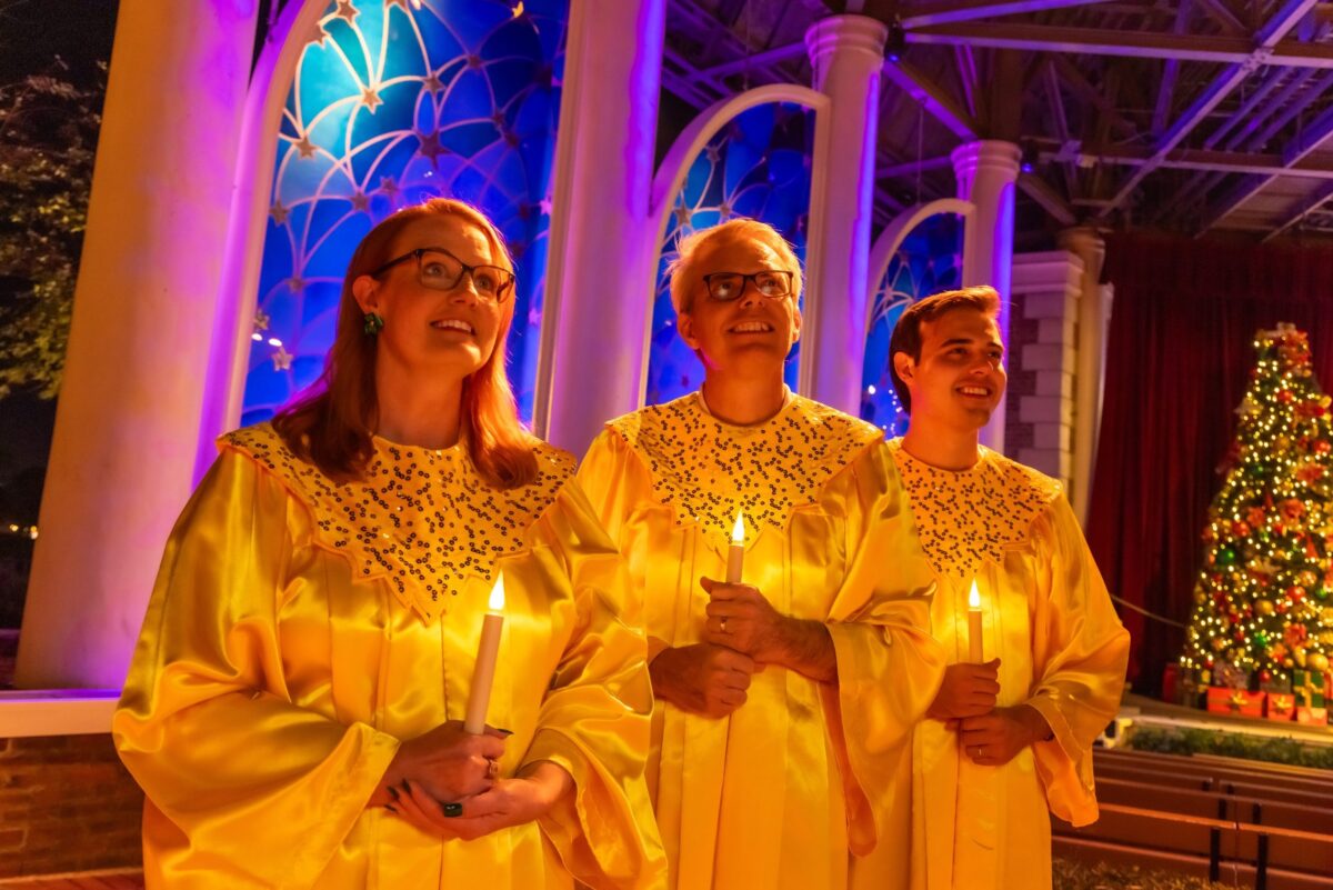 2026 EPCOT Candlelight Processional: The Stunning Show You Can't Miss 22 svg%3E